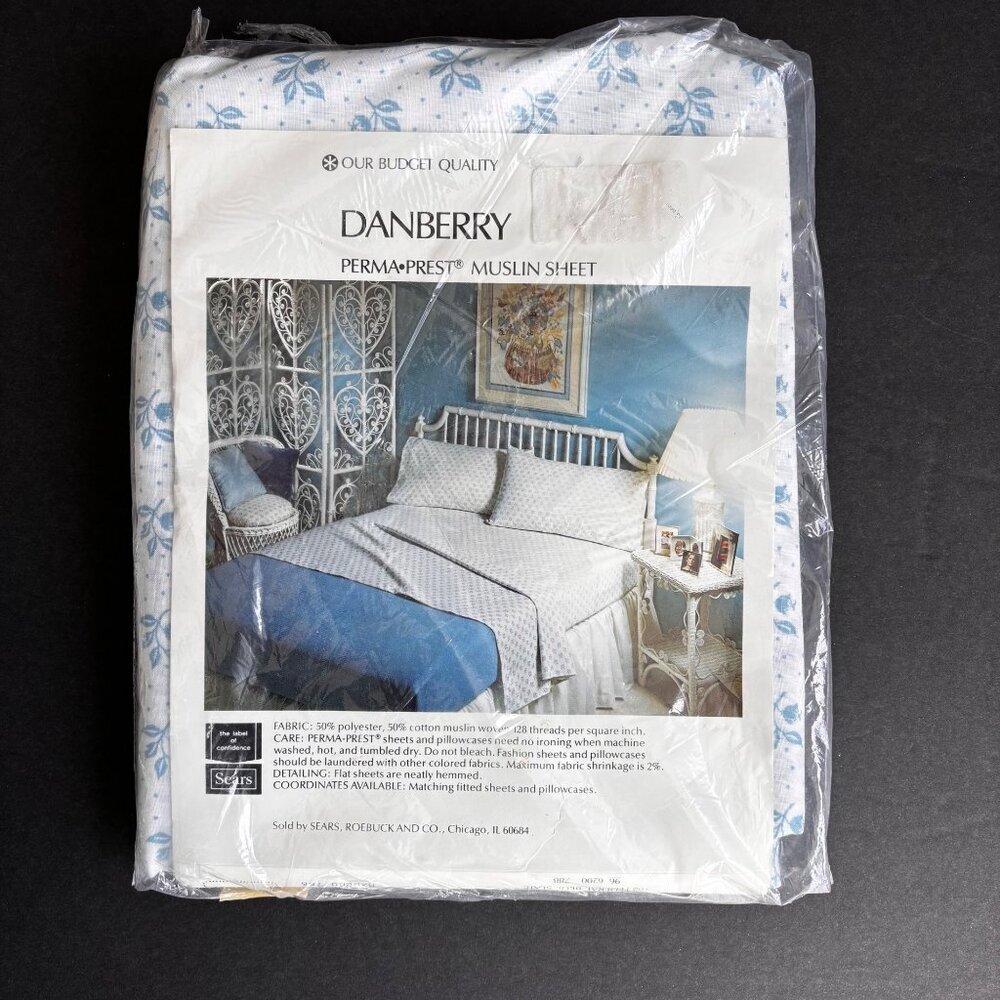 Danberry Twin Size Flat Sheet Blue Floral Print Muslin Cottagecore Vintage New